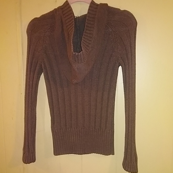 Sueter - Picture 2 of 4